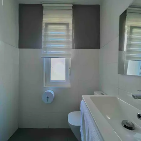 Apartment Poisson By Aroom Vut-le- 1147 Casco Historico Casa Con Patio Privado