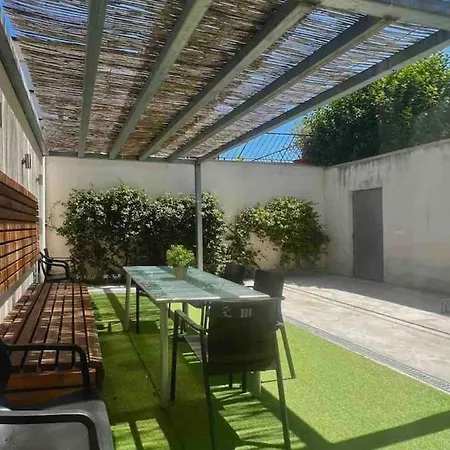 Apartment Poisson By Aroom Vut-le- 1147 Casco Historico Casa Con Patio Privado Leon