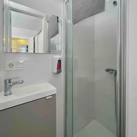 Poisson By Aroom - Vut Le 1147 Apartmán
