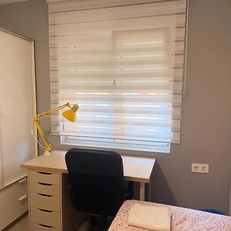 Apartment Brain House Leon *